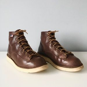 Danner Bull Run 6” boots (sz 9) Made in USA